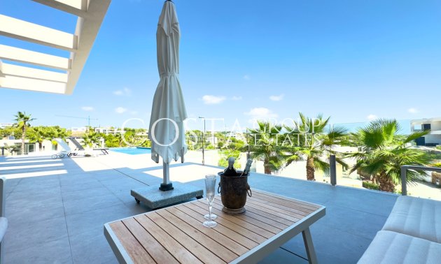 Herverkoop - Villa -
Orihuela Costa - Las Colinas Golf