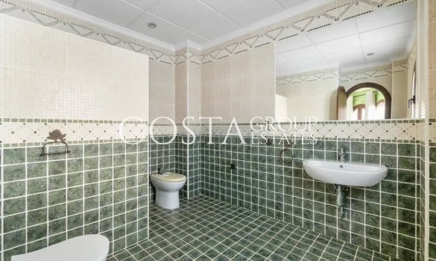 Herverkoop - Villa -
Orihuela Costa - La Zenia