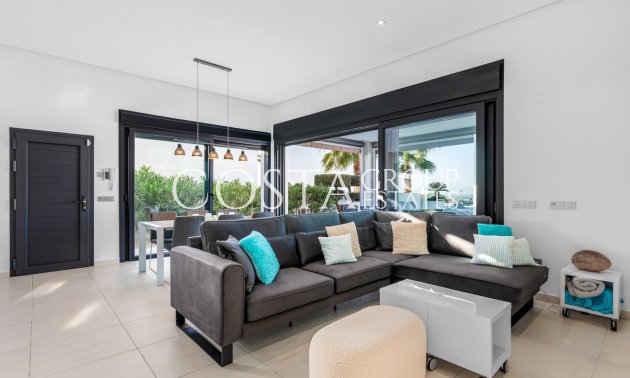 Revente - Villa -
Benijofar