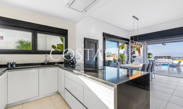 Revente - Villa -
Benijofar