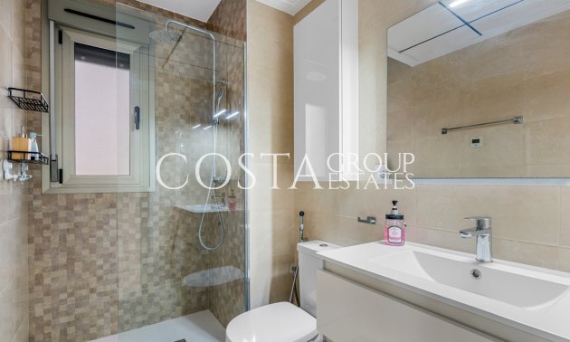 Herverkoop - Villa -
Orihuela Costa - Villamartin