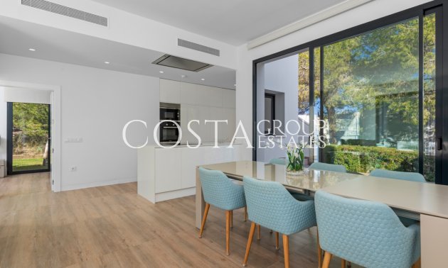 Herverkoop - Villa -
Orihuela Costa - Las Colinas Golf