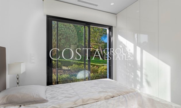 Herverkoop - Villa -
Orihuela Costa - Las Colinas Golf