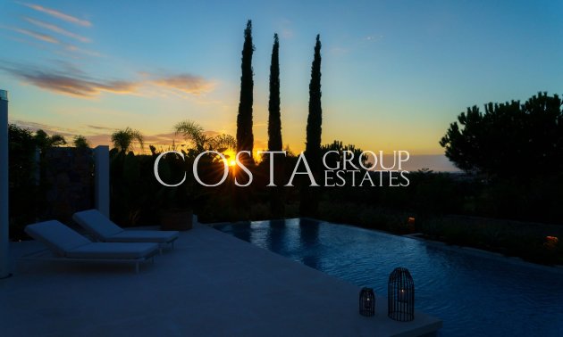 Herverkoop - Villa -
Orihuela Costa - Las Colinas Golf