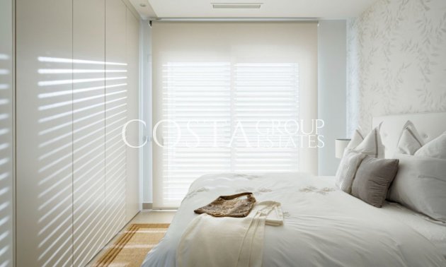 Herverkoop - Villa -
Orihuela Costa - Las Colinas Golf