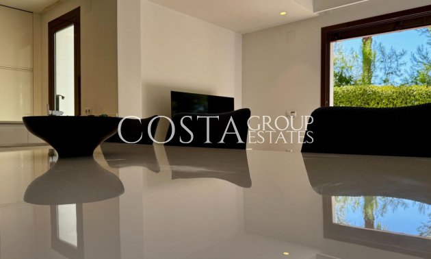 Herverkoop - Villa -
Orihuela Costa - Las Colinas Golf