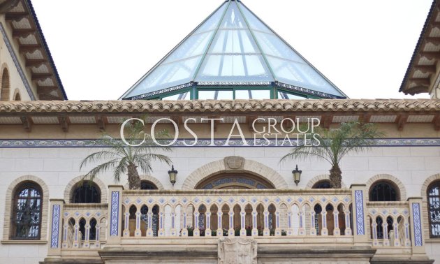 Herverkoop - Villa -
Orihuela Costa - Villamartin