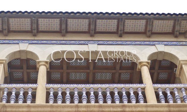 Herverkoop - Villa -
Orihuela Costa - Villamartin