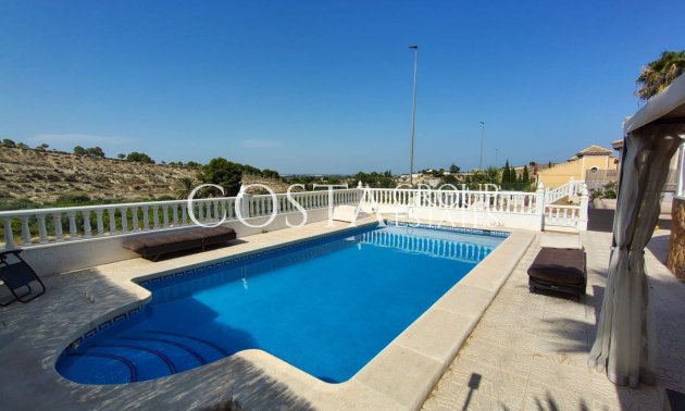 Revente - Villa -
Bigastro