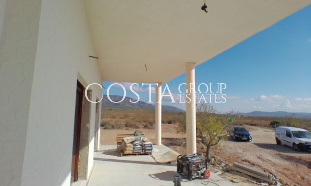 Revente - Villa -
Pinoso - Pinoso Centro