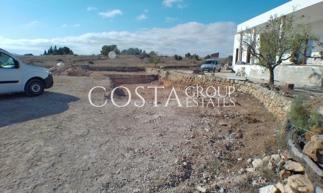 Revente - Villa -
Pinoso - Pinoso Centro