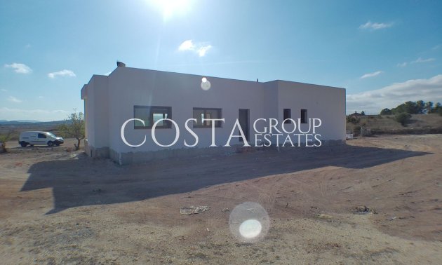 Revente - Villa -
Pinoso - Pinoso Centro