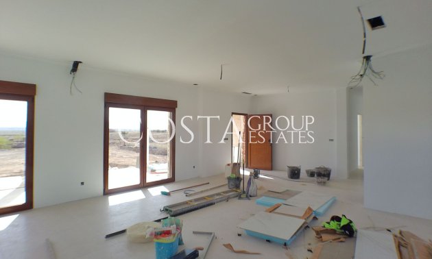 Revente - Villa -
Pinoso - Pinoso Centro