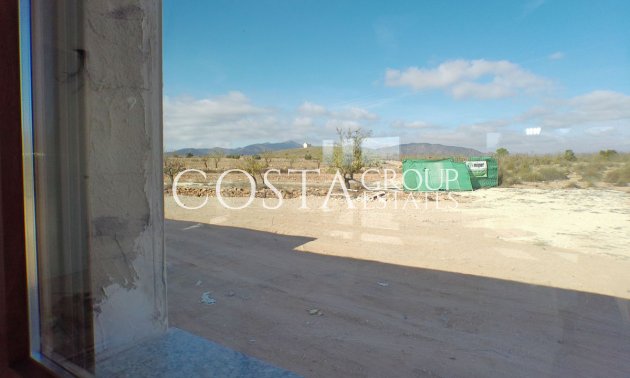 Revente - Villa -
Pinoso - Pinoso Centro