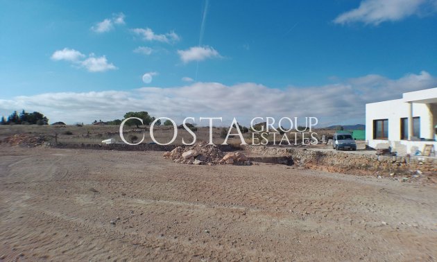 Revente - Villa -
Pinoso - Pinoso Centro