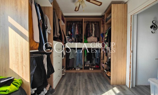 Wiederverkauf - Villa -
San Miguel de Salinas - San Miguel de Salinas Centro