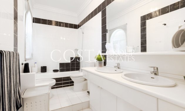 Wiederverkauf - Villa -
Torrevieja