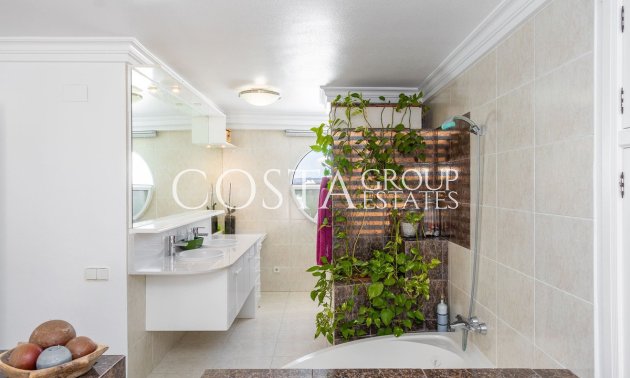 Wiederverkauf - Villa -
Torrevieja