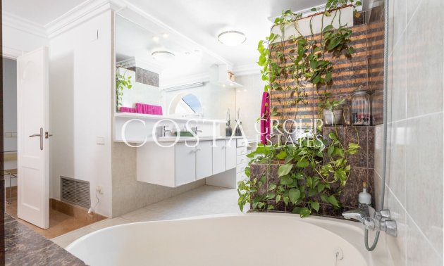 Wiederverkauf - Villa -
Torrevieja