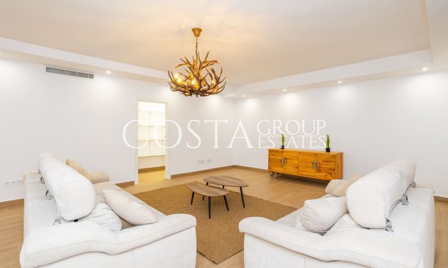 Resale - Villa -
San Miguel de Salinas - San Miguel de Salinas Centro