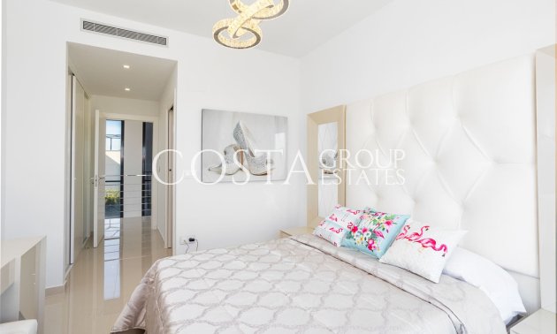 Resale - Villa -
San Miguel de Salinas - San Miguel de Salinas Centro