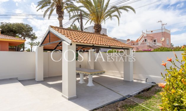 Wiederverkauf - Villa -
Orihuela Costa - Cabo Roig
