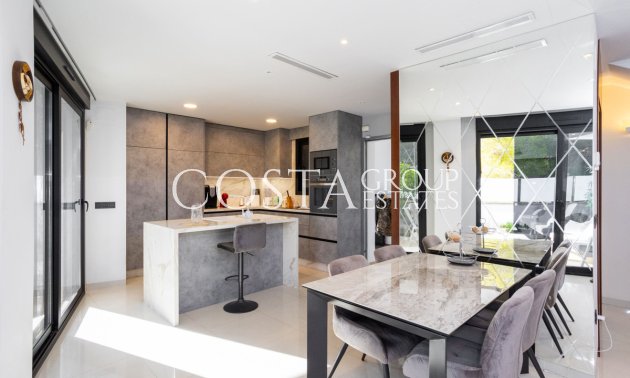 Herverkoop - Villa -
Orihuela Costa - Villamartin