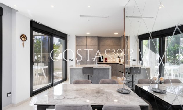 Herverkoop - Villa -
Orihuela Costa - Villamartin