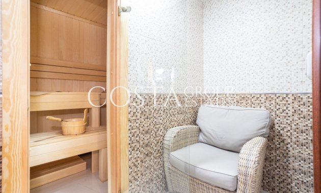 Herverkoop - Villa -
Orihuela Costa - Villamartin