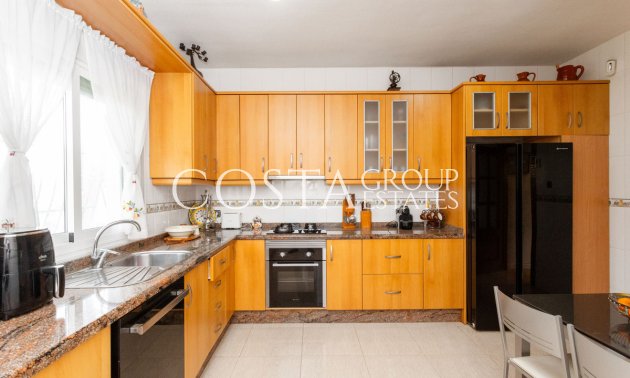 Herverkoop - Villa -
Orihuela Costa - Campoamor