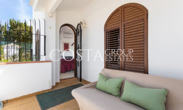 Herverkoop - Villa -
Orihuela Costa - Villamartin