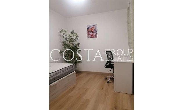 Herverkoop - Apartments -
Alicante City - Alicante City Centro