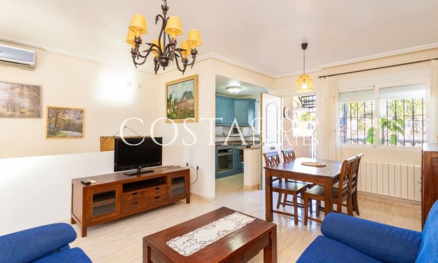 Herverkoop - Huis -
Orihuela Costa - Villamartin