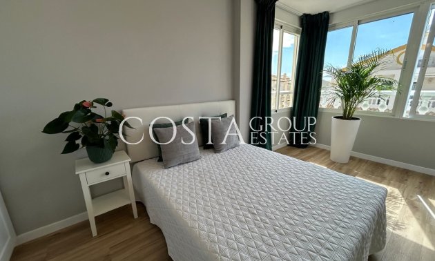 Wiederverkauf - House -
Orihuela Costa - La Florida