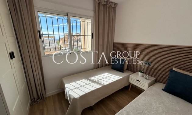 Wiederverkauf - House -
Orihuela Costa - La Florida