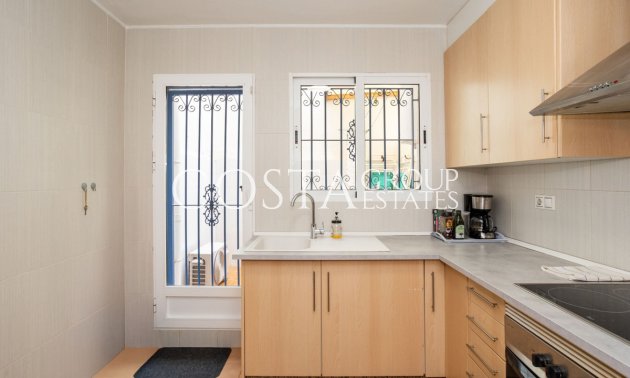 Herverkoop - Huis -
Orihuela Costa - Villamartin