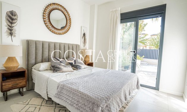 Herverkoop - Villa -
San Fulgencio - La Marina