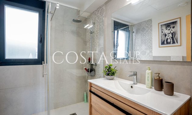 Herverkoop - Villa -
San Fulgencio - La Marina