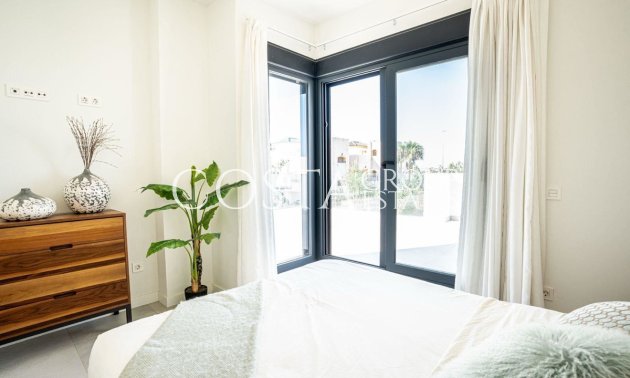 Herverkoop - Villa -
San Fulgencio - La Marina