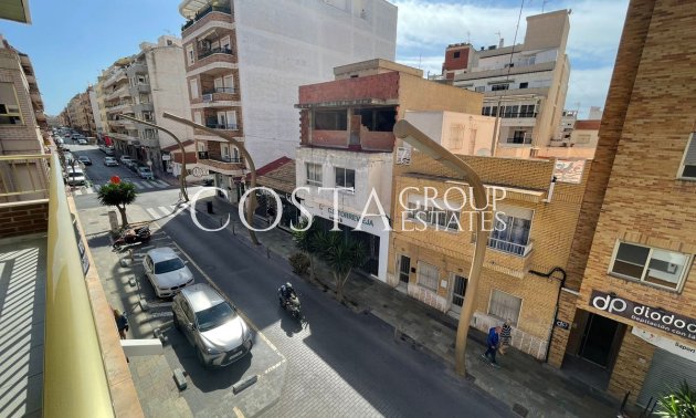 Resale - Apartments -
Torrevieja