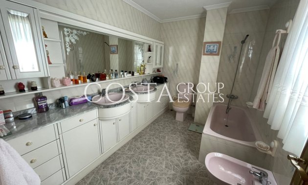 Resale - Apartments -
Torrevieja