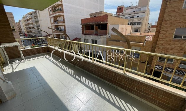 Resale - Apartments -
Torrevieja