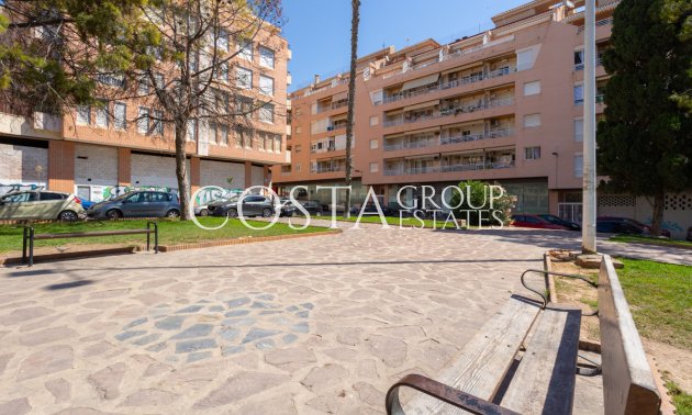 Resale - Apartments -
Torrevieja