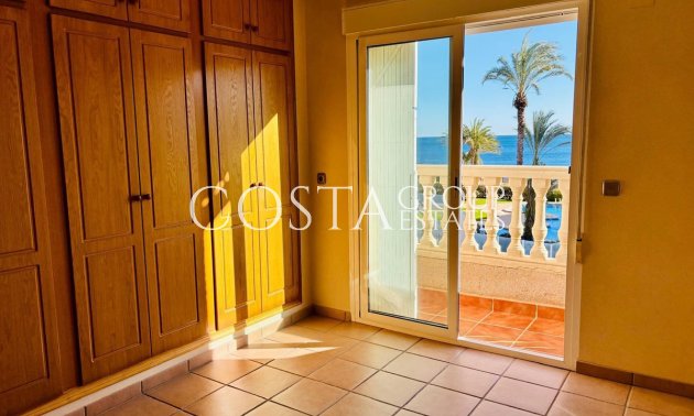 Herverkoop - Huis -
Orihuela Costa - Mil Palmeras