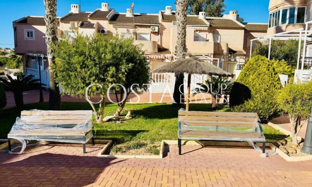 Herverkoop - Huis -
Orihuela Costa - Mil Palmeras