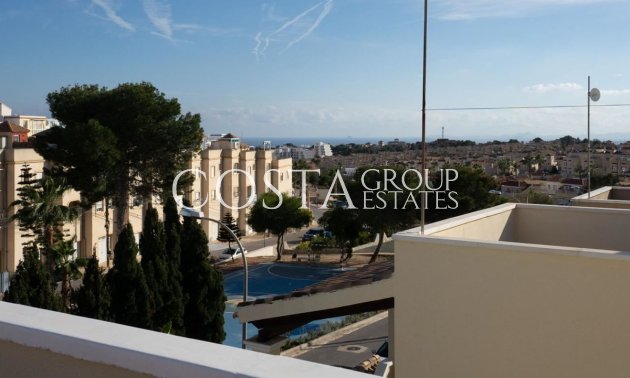 Wiederverkauf - Villa -
Orihuela Costa - Villamartin