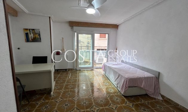 Herverkoop - Apartments -
Alicante City - Alicante City Centro