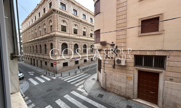 Herverkoop - Apartments -
Alicante City - Alicante City Centro