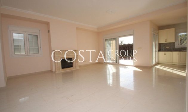 Herverkoop - Villa -
Orihuela Costa - Cabo Roig