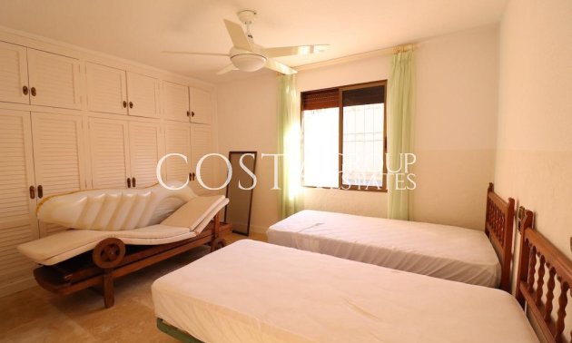 Wiederverkauf - Villa -
Orihuela Costa - Cabo Roig